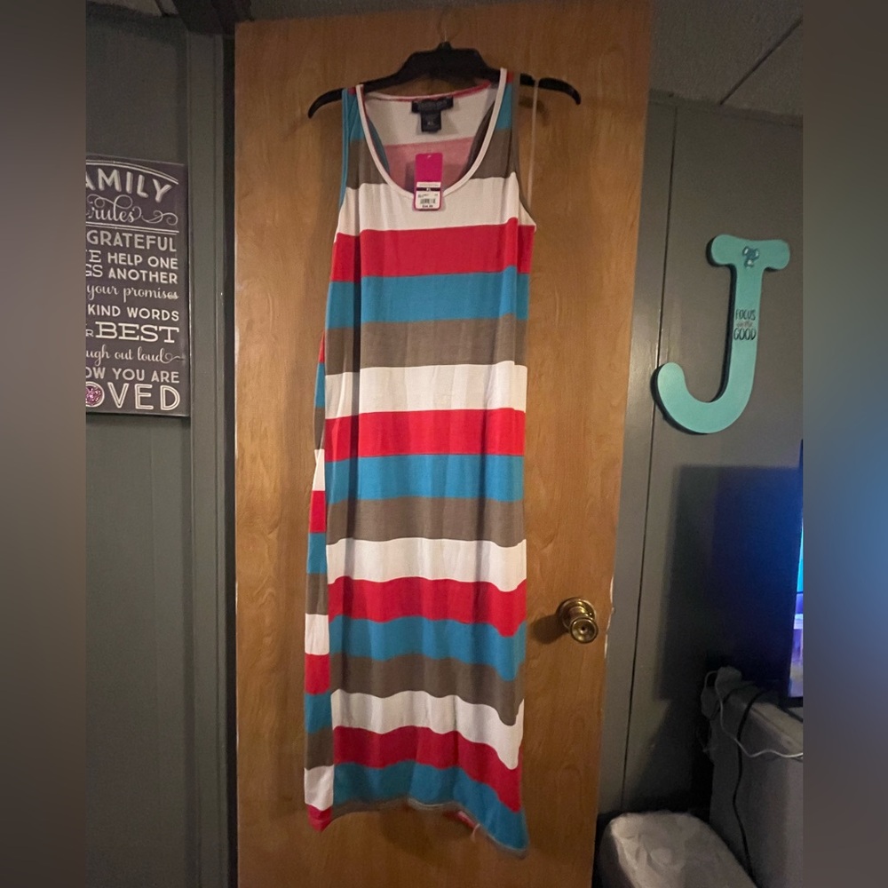 NWT! Bluestar Maxi Dress! Never worn! Super cute! Size XL